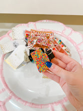 Load image into Gallery viewer, Hand Beaded Claw Clips