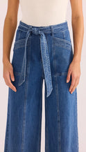 Load image into Gallery viewer, Mink Pink Ellis Denim Panel Jean