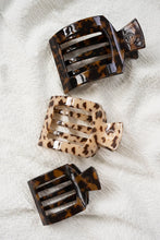 Load image into Gallery viewer, Teleties Tortoise Small Flat Square Clip