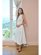 Load image into Gallery viewer, Moon River Sleeveless Smocked Shirred Waist Midi Dress | White