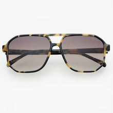 Load image into Gallery viewer, FREYRS Billie Sunglasses | Tortoise