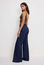 Load image into Gallery viewer, Good American Good Petite Palazzo Jeans | Indigo