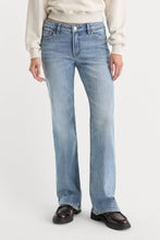 Load image into Gallery viewer, Good American Vintage Low Loose | Mesa
