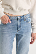 Load image into Gallery viewer, Good American Vintage Low Loose | Mesa