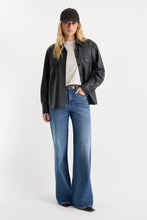 Load image into Gallery viewer, Good American Soft Tech Good Petite Palazzo Jeans | Ridicule