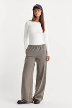 Load image into Gallery viewer, Good American The Sculpting Modern Long Sleeve Bodysuit | White