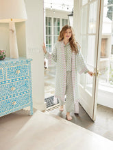 Load image into Gallery viewer, Brooks Avenue Bathrobe | Posey Lavender