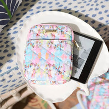 Load image into Gallery viewer, Laura Park Brooks Avenue Quilted E-Reader Case