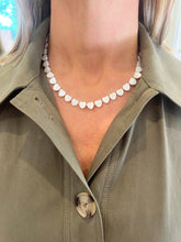 Load image into Gallery viewer, Heart Mother of Pearl Necklace