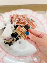 Load image into Gallery viewer, Hand Beaded Claw Clips