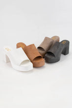 Load image into Gallery viewer, Tegan Platform Sandals