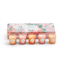 Load image into Gallery viewer, Fleurette Candle Gift Box