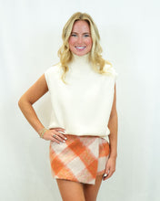 Load image into Gallery viewer, En Saison Elizabeth Mini Skort