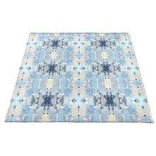 Load image into Gallery viewer, Laura Park Ocean Breeze Fleece Blanket