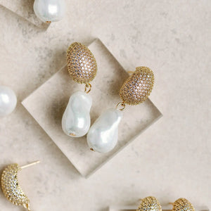 Sparkling Vintage Chunky Gold and Pearl Drop Earrings