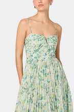 Load image into Gallery viewer, ASTR Bayley Dress | Green Floral
