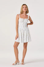 Load image into Gallery viewer, ASTR Charlotte Dress | Lilac White Floral