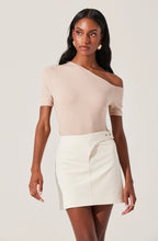 Load image into Gallery viewer, ASTR Sevyn Skirt