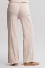 Load image into Gallery viewer, Barefoot Dreams CCUL Cable Knit Ankle Pant | Stone