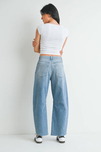 Molly Barrel Jean | Light Denim