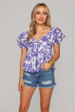Load image into Gallery viewer, Buddy Love Houston Top in Purple Floral