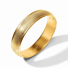 Load image into Gallery viewer, Julie Vos Cobblestone Hinge Bangle | Gold