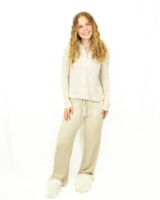 Load image into Gallery viewer, Barefoot Dreams CCUL Cable Knit Ankle Pant | Stone