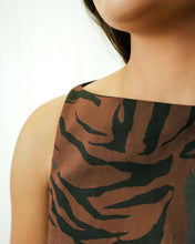 Load image into Gallery viewer, Amanda Uprichard Ines Top | Brown Black