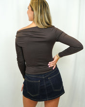 Load image into Gallery viewer, Alain LS Assymmetric Top | Dark Walnut