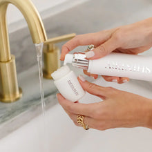 Load image into Gallery viewer, Shinery Radiance Wash Luxury Jewelry Cleaner and Brush Duo