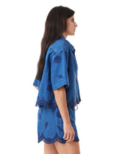 Load image into Gallery viewer, Habitual Seashell Crop Short Sleeve Shirt