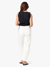 Load image into Gallery viewer, Habitual Harper High Rise Cropped Barrel | White