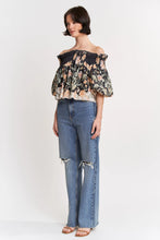 Load image into Gallery viewer, En Saison Iris Trapeze Blouse | Black Ginger Olive