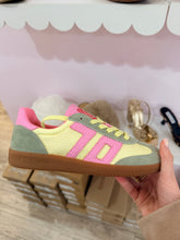 Load image into Gallery viewer, Back 70 Ghost C26 in Light Yellow/Light Green Pink Sneakers