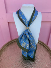 Load image into Gallery viewer, Drew Scarf - Song Bird