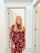 Load image into Gallery viewer, Mink Pink Annika Mesh Rouched Midi Dress | Paisley