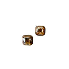 Load image into Gallery viewer, Smith &amp; Co Lumiere Earring | Tan