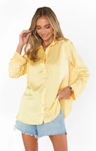 Load image into Gallery viewer, Show Me Your MUMU Smith Button Down | Yellow