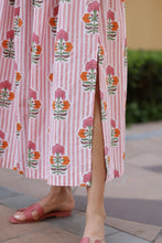 Load image into Gallery viewer, Maison Marigold Newport Skirt | Pink Orange Flower