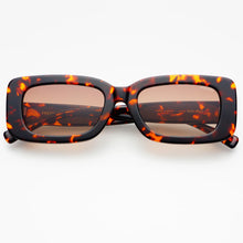 Load image into Gallery viewer, FREYRS Noa Sunglasses | Tortoise