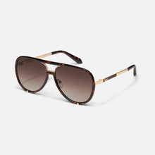 Load image into Gallery viewer, Quay High Profile Sunglasses | Dark Tortoise/Brown