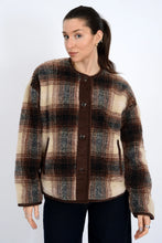 Load image into Gallery viewer, Sophie Sherpa &amp; Cord Trim Jacket