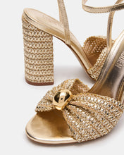 Load image into Gallery viewer, Steve Madden Cheyla Gold Raffia Block Heels