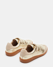 Load image into Gallery viewer, Steve Madden Momentum Gold