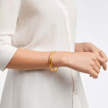 Load image into Gallery viewer, Julie Vos Gold Savoy Bangle | Medium