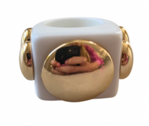 Smith & Co Classic Queen Ring | White