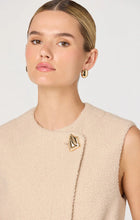Load image into Gallery viewer, ASTR Darrien Vest | Cream