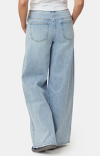 Load image into Gallery viewer, Habitual Easton Wide Leg | Aire