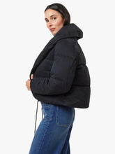 Load image into Gallery viewer, Habitual Cropped Puffer Jacket | Black