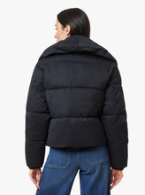 Load image into Gallery viewer, Habitual Cropped Puffer Jacket | Black